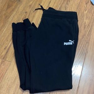 Women’s Puma joggers